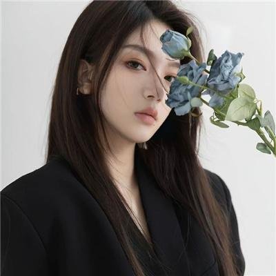 中年女性